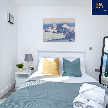 Pluxa Vivid Veranda Beautiful City Centre Apartment With Free Parking Birmingham Dış mekan fotoğraf