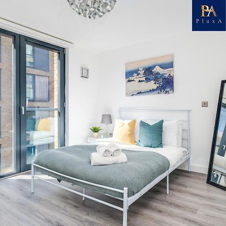 Pluxa Vivid Veranda Beautiful City Centre Apartment With Free Parking Birmingham Dış mekan fotoğraf