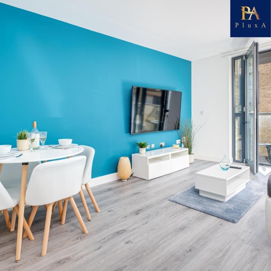 Pluxa Vivid Veranda Beautiful City Centre Apartment With Free Parking Birmingham Dış mekan fotoğraf