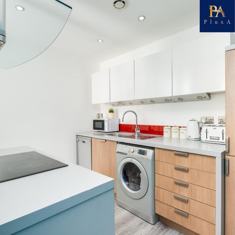 Pluxa Vivid Veranda Beautiful City Centre Apartment With Free Parking Birmingham Dış mekan fotoğraf