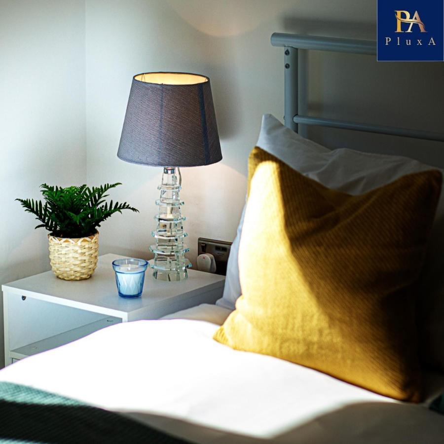 Pluxa Vivid Veranda Beautiful City Centre Apartment With Free Parking Birmingham Dış mekan fotoğraf