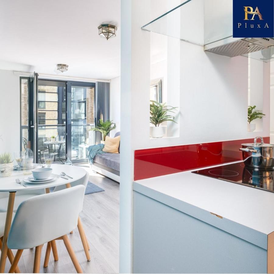 Pluxa Vivid Veranda Beautiful City Centre Apartment With Free Parking Birmingham Dış mekan fotoğraf